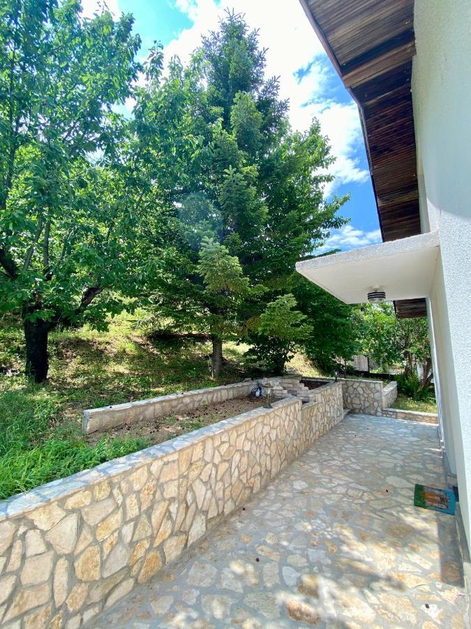 Guest House Ivano Mostar Extérieur photo