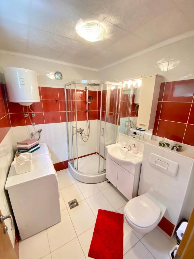 Guest House Ivano Mostar Extérieur photo