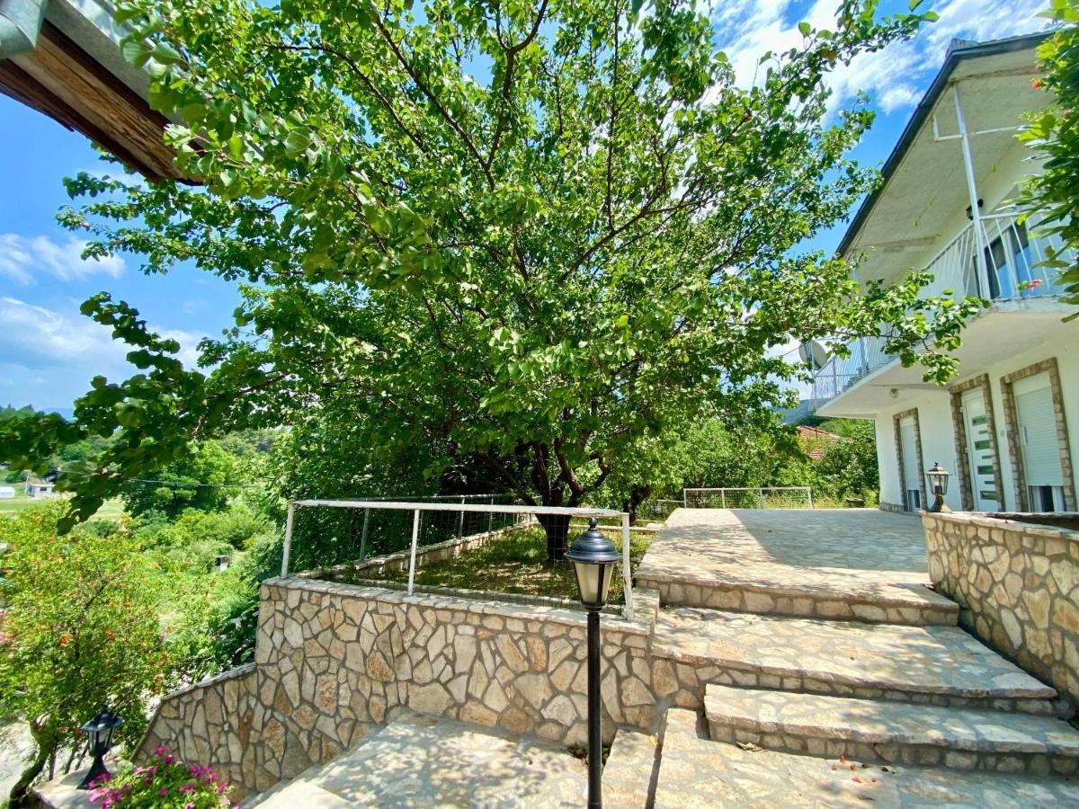 Guest House Ivano Mostar Extérieur photo