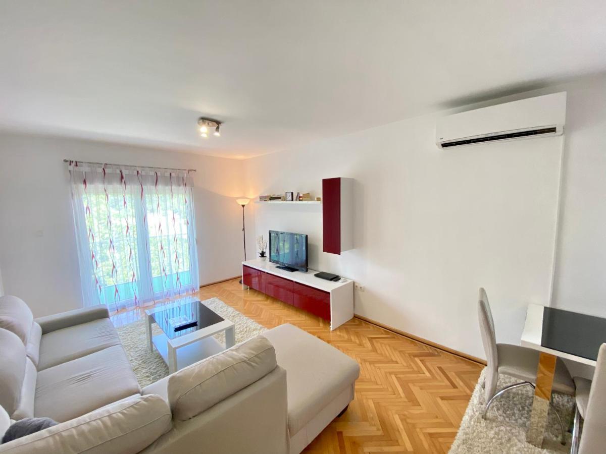 Guest House Ivano Mostar Extérieur photo